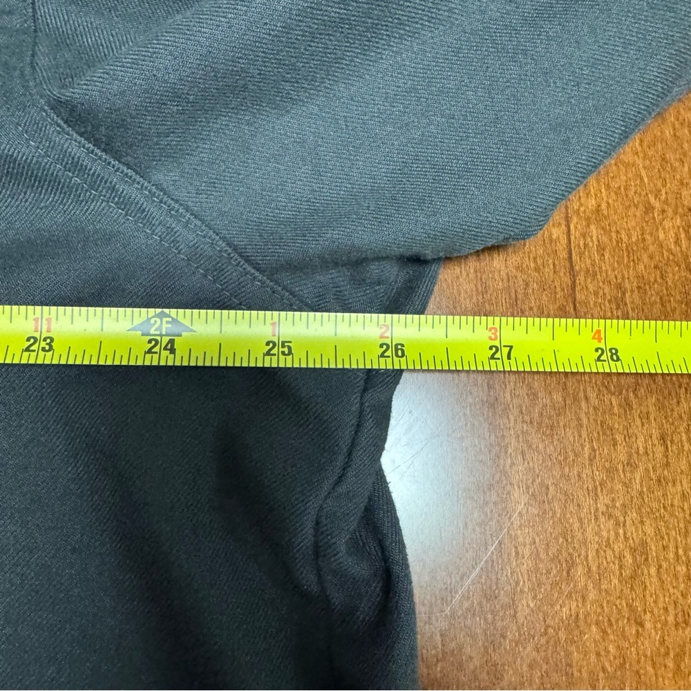 Mountain Hardware Dark Gray Button Down Casual‎ S… - image 10